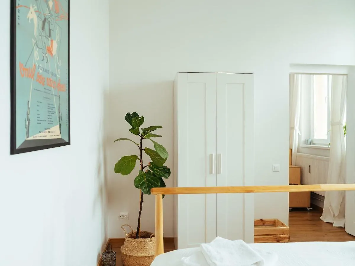 Parkview Studio With Breathtaking View Bukarest Lägenhet